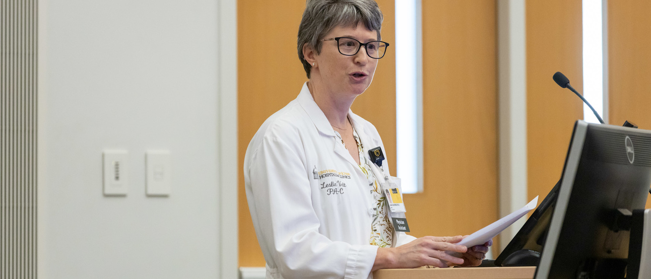 Veit white coat presentation
